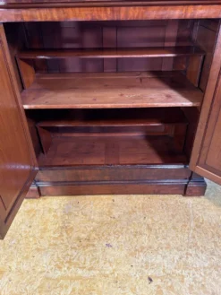 Cabinet de pharmacien de William IV, vers 1830