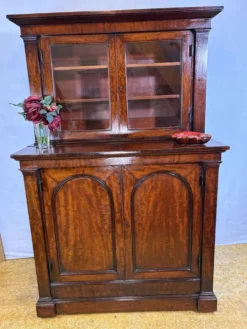 Cabinet de pharmacien de William IV, vers 1830