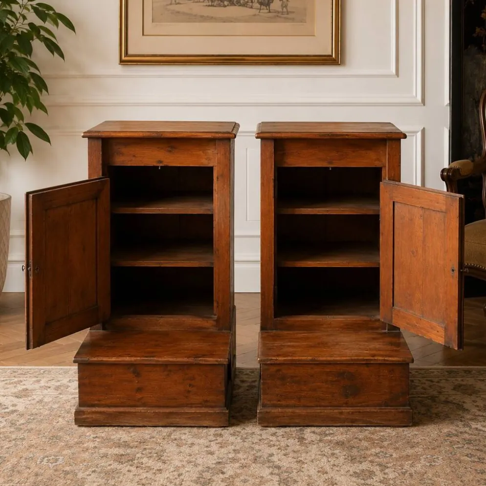 Cabinet de prière prie-dieu en bois de châtaignier, années 1940-1950