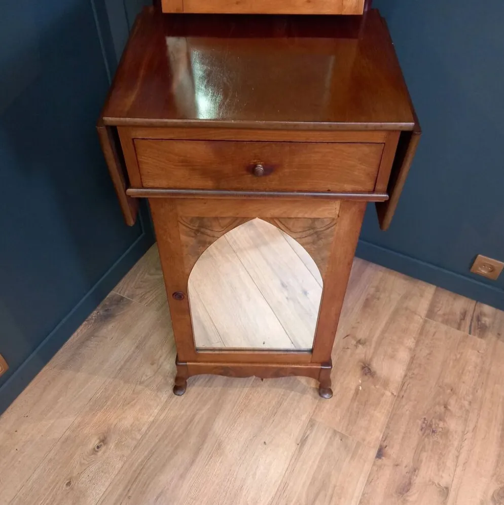 Cabinet de salle de bain/rasage ancien
