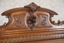 Cabinet de style Renaissance Revival en noyer, 1900