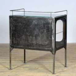 Cabinet d'hôpital vintage, années 1970