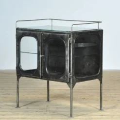 Cabinet d'hôpital vintage, années 1970