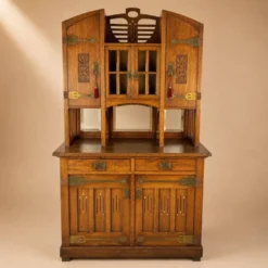 Cabinet en chêne Art Nouveau, années 1930