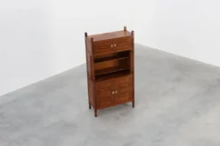 Cabinet en chêne de style Jugendstil avec section d'étagère ouverte, Pays-Bas vers 1900