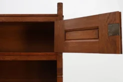 Cabinet en chêne de style Jugendstil avec section d'étagère ouverte, Pays-Bas vers 1900