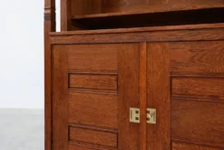 Cabinet en chêne de style Jugendstil avec section d'étagère ouverte, Pays-Bas vers 1900