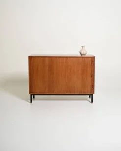 Cabinet en chêne scandinave avec porte tambour, années 1960