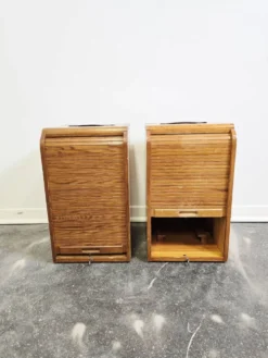 Cabinet en chêne à tambour industriel des années 30, forme portable