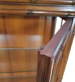 Cabinet en faux bambou par Jonathan Adler / couches de verre / années 1980