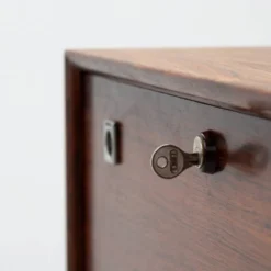 Cabinet en palissandre par Arne Vodder pour Sibast années 1960