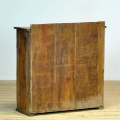 Cabinet en pin ancien, vers 1820