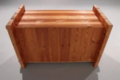 Cabinet en pin brutaliste scandinave par Hans Frydendal