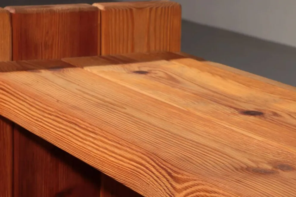 Cabinet en pin brutaliste scandinave par Hans Frydendal