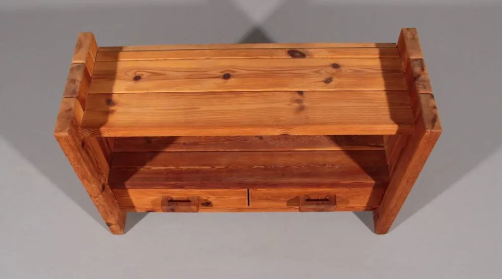 Cabinet en pin brutaliste scandinave par Hans Frydendal
