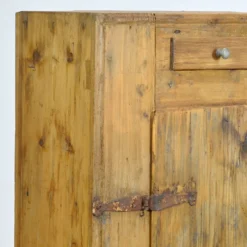 Cabinet en pin, vers 1920