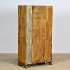 Cabinet en pin, vers 1920