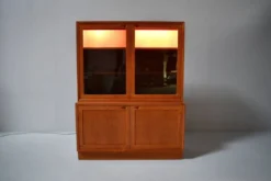 Cabinet en teck danois. H.W Klein. Années 1960.