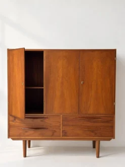 Cabinet en teck danois vintage