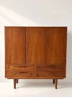 Cabinet en teck danois vintage