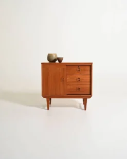 Cabinet en teck par AB AJFA Möbelfabrik, années 1960