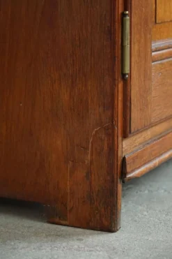 Cabinet haut rare en teck par Martin Nyrop pour Rud. Rasmussen, Danemark, début 20ème siècle
