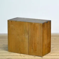 Cabinet japonais, vers 1930