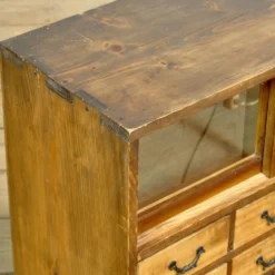 Cabinet japonais, vers 1930