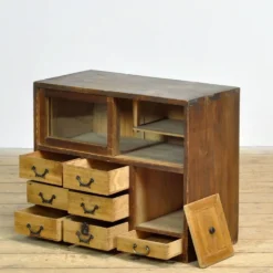 Cabinet japonais, vers 1930