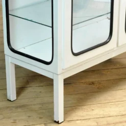 Cabinet médical, années 1970