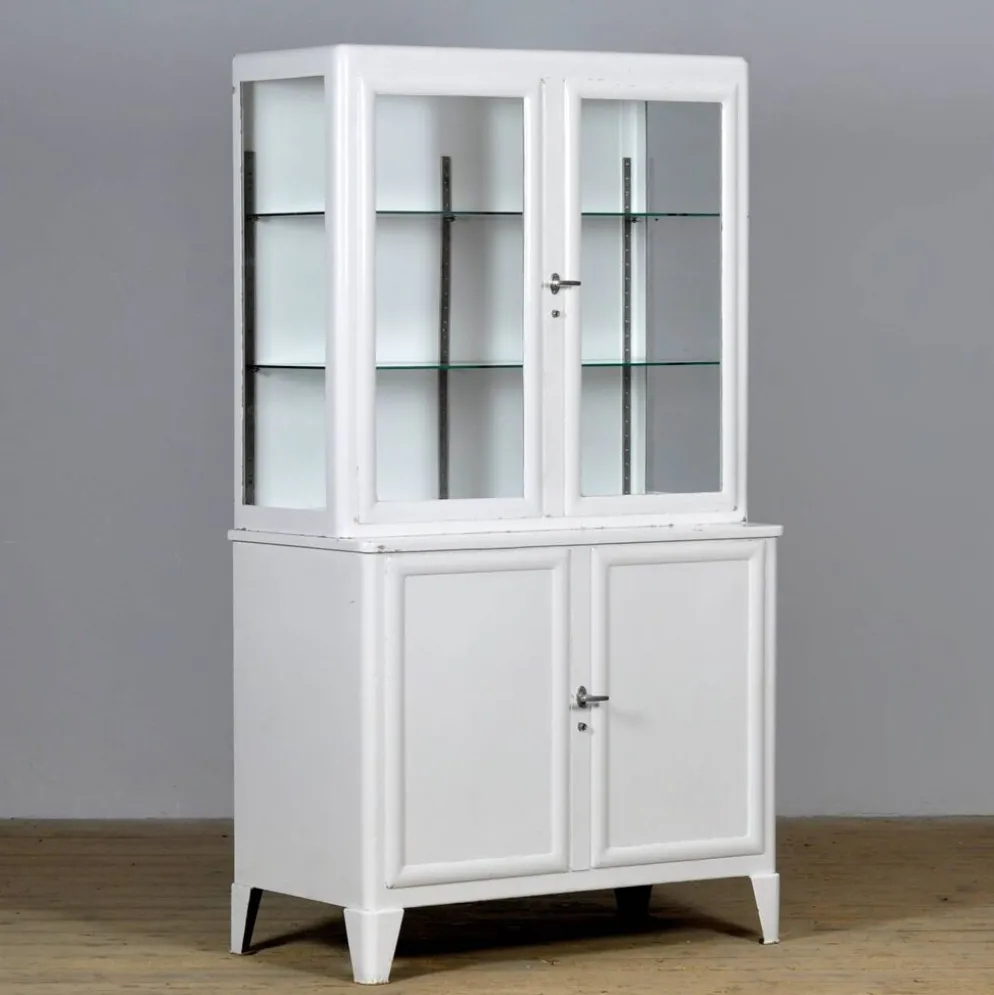 Cabinet médical en fer, années 1930
