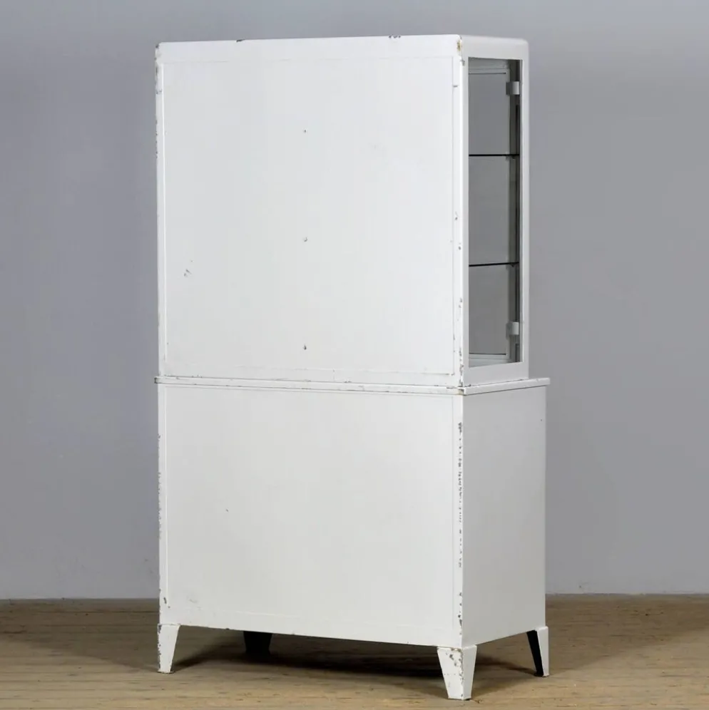 Cabinet médical en fer, années 1930