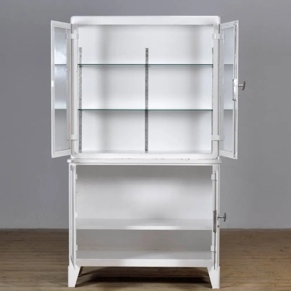 Cabinet médical en fer, années 1930