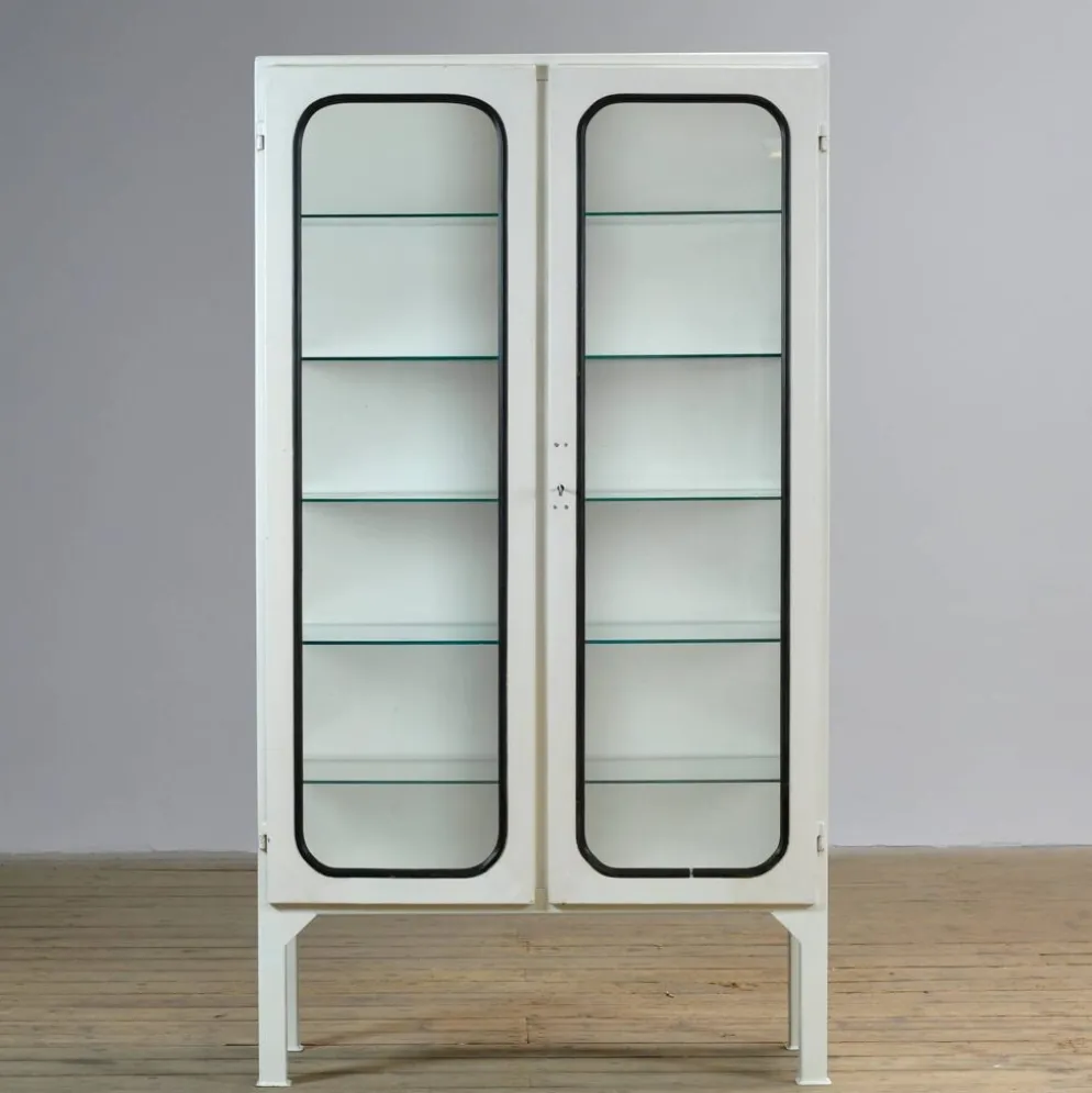 Cabinet médical vintage, années 1970