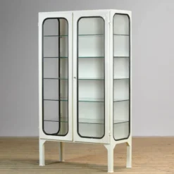 Cabinet médical vintage, années 1970