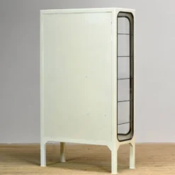 Cabinet médical vintage, années 1970