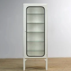 Cabinet médical vintage, années 1970