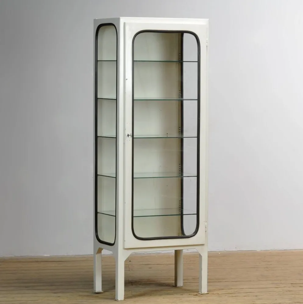 Cabinet médical vintage, années 1970