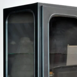 Cabinet médical vintage, années 1970