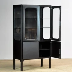 Cabinet médical vintage, années 1970