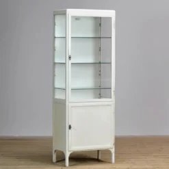 Cabinet médical vintage, années 1970
