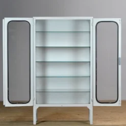 Cabinet médical vintage, années 1970