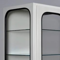 Cabinet médical vintage, années 1970