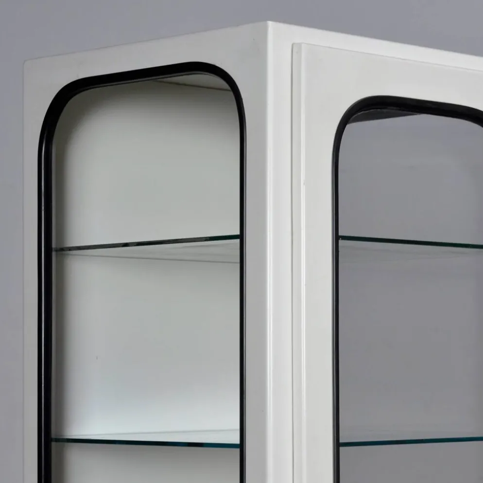 Cabinet médical vintage, années 1970