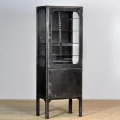 Cabinet médical vintage, années 1970