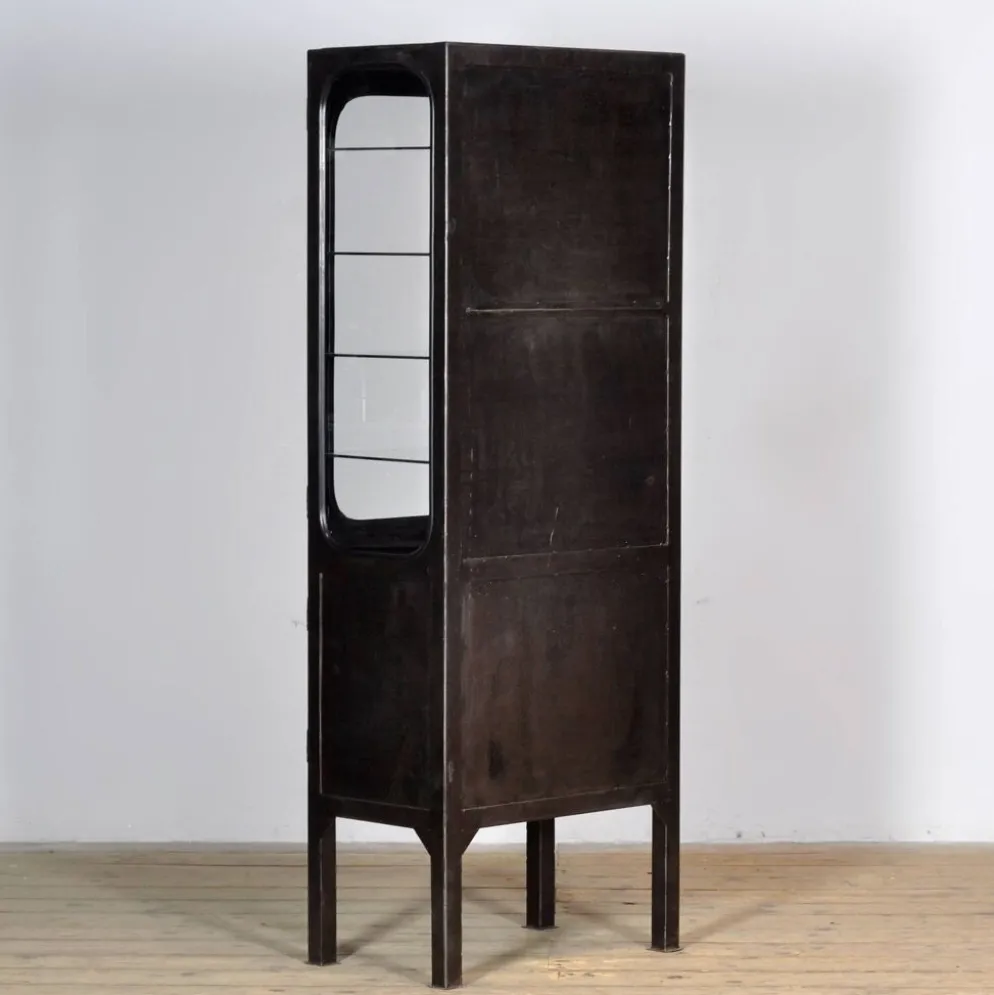 Cabinet médical vintage, années 1970
