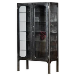 Cabinet médical vintage, années 1970