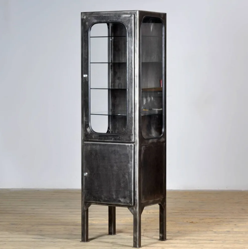 Cabinet médical vintage, années 1970