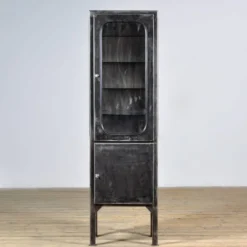 Cabinet médical vintage, années 1970