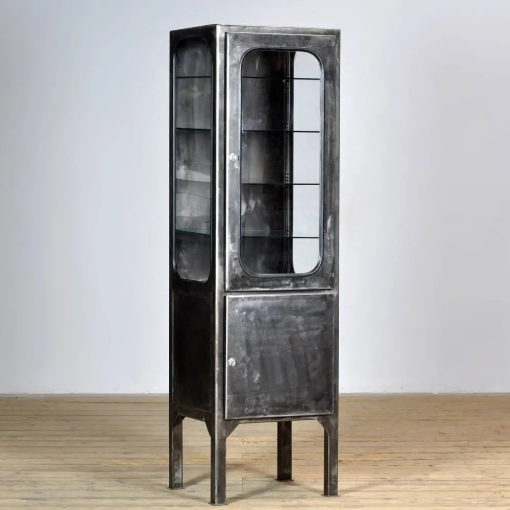 Cabinet médical vintage, années 1970